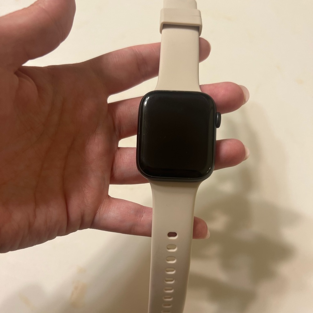 Apple Watch SE 44mm